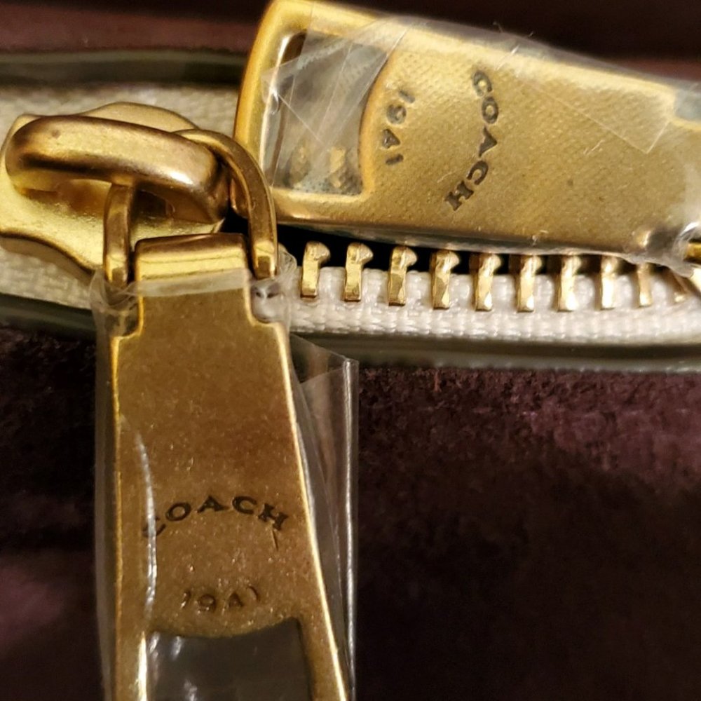 Coach - Harmony - Picture 11 of 13